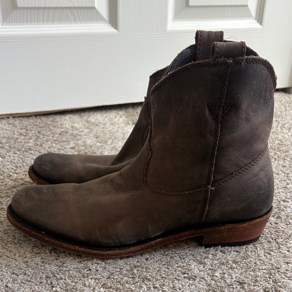 LIBERTY Black Brown Western Boots